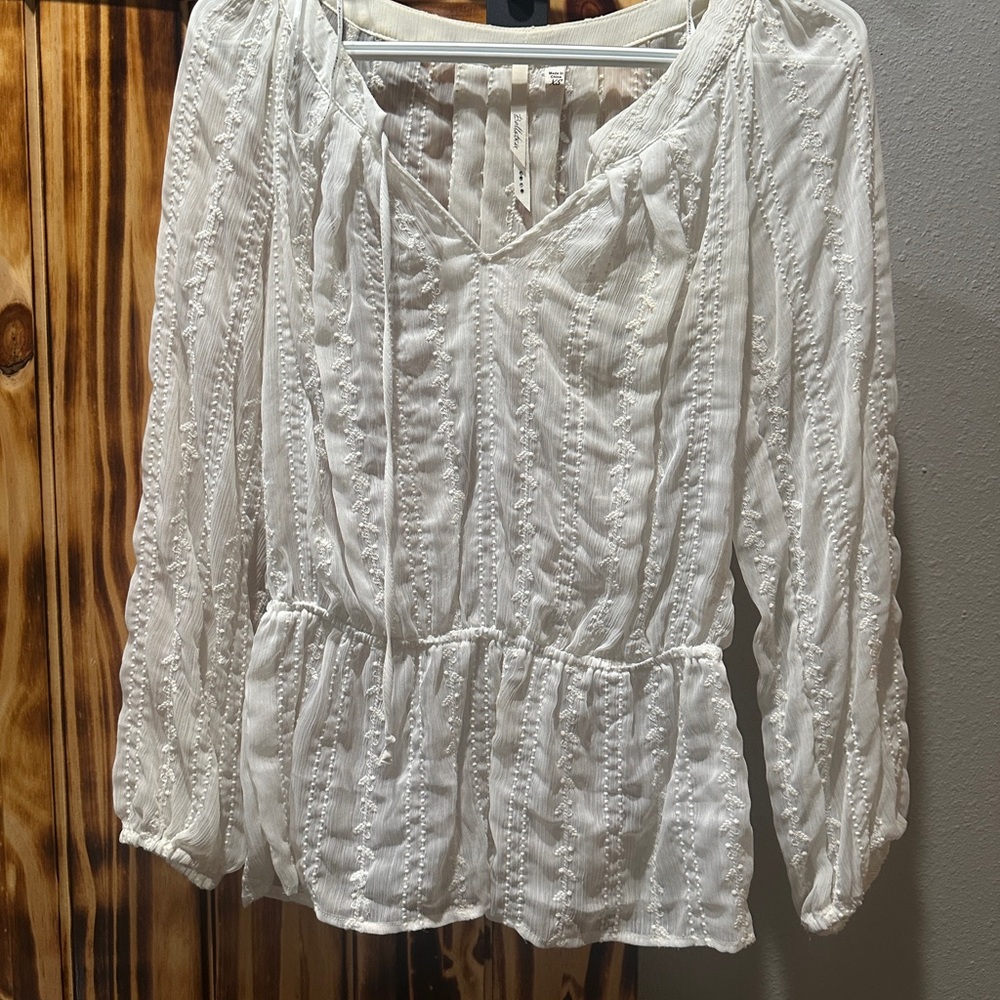 Bellatrix Textured White Blouse